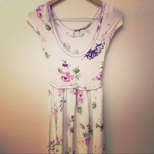 Vintage Floral Maxi Dress